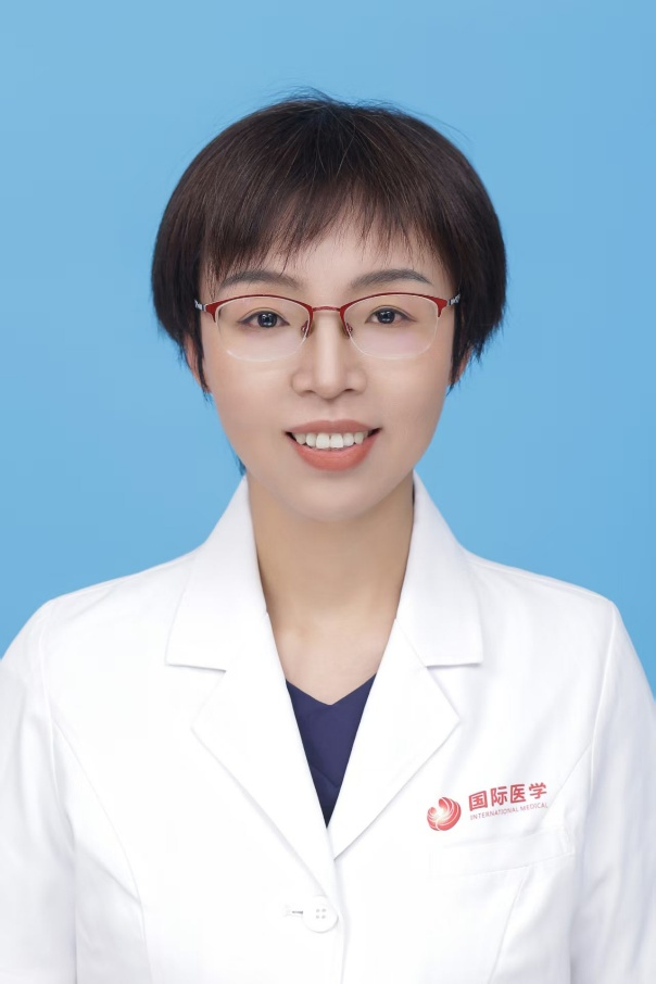 迪晓霞 